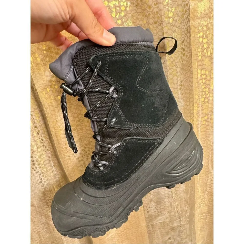 The North Face Big Kids' Alpenglow V Waterproof Boots Black Gray Snow 1